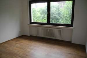 Sanierte 3-Zimmer-Hochparterre-Wohnung mit Balkonn in Essen – Die vollständige Adresse der Immobilie erhältst du vom Anbieter., 45326 Altenessen-Süd, Essen – Vorschaubild 7