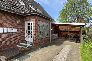 Solide gebautes Wohnhaus mit großem Grundstück – Stine-Andresen-Weg 10, 25938 Wyk auf Föhr – Vorschaubild 9