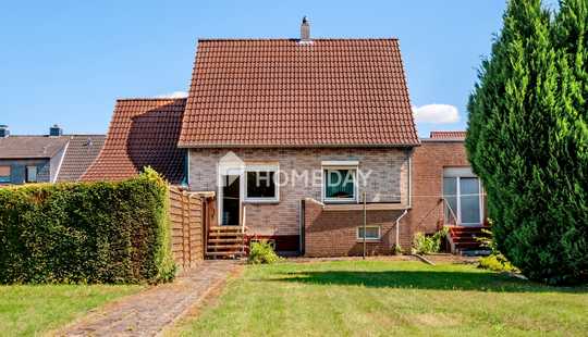 Bild von Ein Zuhause mit Charakter: Familienfreundliches EFH mit Terrasse und großem Grundstück