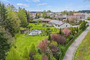 Eine grüne Oase! Stilvolles Ein- oder Zweifamilienhaus mit märchenhaftem Gartenparadies – Die vollständige Adresse der Immobilie erhältst du vom Anbieter., 88477 Schwendi – Vorschaubild 21