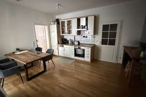 Attraktive Wohnung mit Balkon im 2. OG in Regensburg-Innenstadt – Die vollständige Adresse der Immobilie erhältst du vom Anbieter., 93047 Innenstadt, Regensburg – Vorschaubild 2