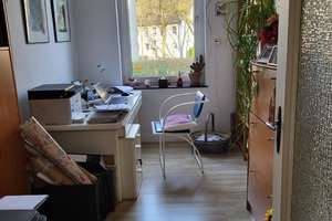 Charmante 4-Zimmer-Erdgeschosswohnung mit großer Terrasse, eigenem Garten und Doppelgarage – 48153 Düesberg, Münster – Vorschaubild 2