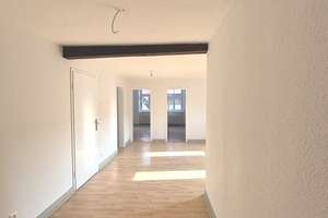 7197 - KA: Durlacher Altstadt! 4-Zimmerwohnung mit Tageslichtbad zu vermieten! – Die vollständige Adresse der Immobilie erhältst du vom Anbieter., 76227 Durlach, Karlsruhe – Vorschaubild 4