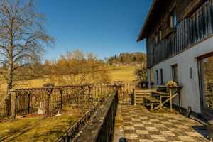 Vielseitiges Einfamilienhaus mit großzügigem Grundstück und Gartenparadies – Freyung-Grafenau (Kreis) – Vorschaubild 5
