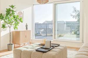 *****Exklusives Wohnerlebnis – Luxuriöses 3-Zimmer-Penthouse mit Südterrasse in Rheinnähe*****