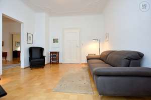 Wunderschöner Altbau mit   tollem Blick über die Stadt in Stuttgart Mitte – Die vollständige Adresse der Immobilie erhältst du vom Anbieter., 70182 Diemershalde, Stuttgart – Vorschaubild 8