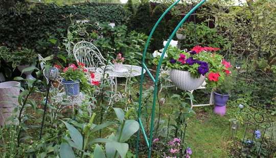 Bild von Heute kaufen, Miete kassieren- in 1 Jahr einziehen! ZFH mit parkähnlichem Garten und Garage...