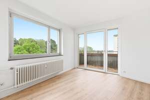 Erstbezug nach Sanierung - 4-Zimmer-Wohnung am Eselsberg!