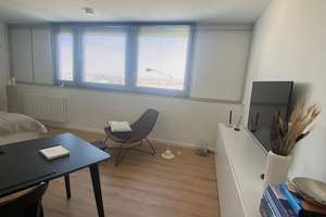 Vom Eigentümer: Helles, kernsaniertes Apartment in Neuehrenfeld – Die vollständige Adresse der Immobilie erhältst du vom Anbieter., 50823 Neuehrenfeld, Köln – Vorschaubild 1