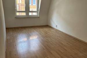 WG-geeignet - Wohnhaus mit 6-7 Zimmern in Stuttgart-Süd – Die vollständige Adresse der Immobilie erhältst du vom Anbieter., 70199 Südheim, Stuttgart – Vorschaubild 4