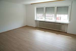 2-Zimmer-Dachgeschosswohnung in Nürnberg-St. Jobst – Sulzbacher Straße 113, 90489 Veilhof, Nürnberg – Vorschaubild 2