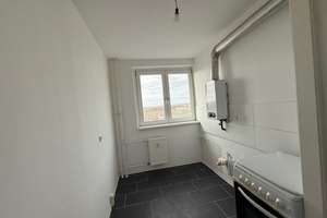 HAMMER-AUSBLICK auf Magdeburg! Modernisierte 3-Zi.-Whg. in zentraler Lage! – Lübecker Straße 43, 39124 Neue Neustadt, Magdeburg – Vorschaubild 4