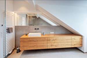 Möbliert: Moderne Dachgeschosswohnung Nähe Stiglmaierplatz – 80335 Augustenstraße, München – Vorschaubild 7
