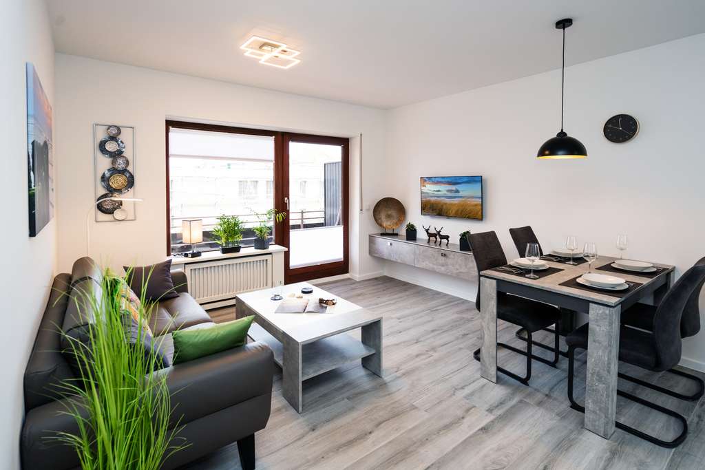 fast 300 Tage Vermietung TOP renovierte 3-Zimmer Ferienwohnung in Stadt- und Strandlage
