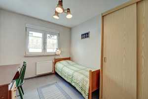 Gepflegter Bungalow mit herrlichem Grundstück und Garage in der Nähe des Ostparks – Düsseldorf – Vorschaubild 8