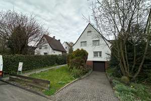 Charmantes Einfamilienhaus mit großem Grundstück in begehrter Wohnlage von Leverkusen
