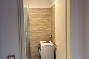 Kompakt wohnen in Bogenhausen: Ein-Zimmer-Apartment mit Balkon, Kellerabteil und TG-Stellplatz