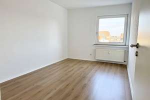 4-Zimmer-Whg., Erstbezug nach Sanierung, gepfl. 6‑Familienhaus, begehrte Lage – Hagedornstraße 2, 45357 Bedingrade, Essen – Vorschaubild 5