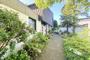 Lichtdurchflutetes Einfamilienhaus mit großzügigem Garten und anliegender Garage – Mettmann (Kreis) – Vorschaubild 1