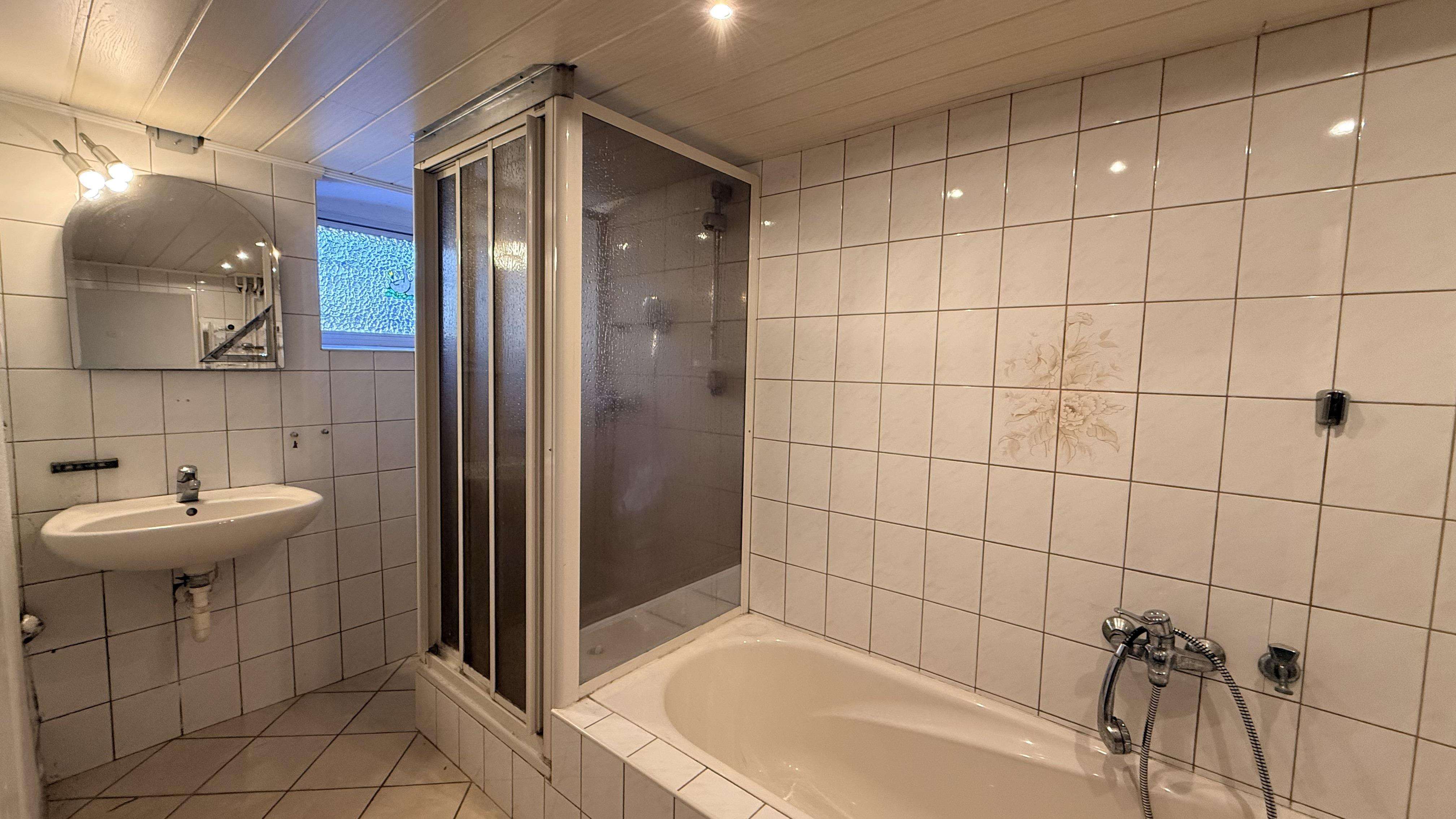 Immobilie in Marienberg - Solides Doppelhaus in ruhiger Lage - Bild 1