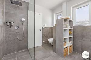 Lichtdurchfluteter Bungalow in Landsberg  Schwaighofsiedlung: Modernes Wohnen auf einer Ebene. – Die vollständige Adresse der Immobilie erhältst du vom Anbieter., 86899 Landsberg am Lech – Vorschaubild 12