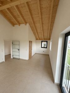 Schechen: 4-Zimmer-Wohnung im Neubau 1. OG