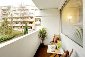 Moderne möblierte 1-Zimmer Wohnung mit Balkon in Milbertshofen – Schleißheimer Straße 257, 80809 Am Riesenfeld, München – Vorschaubild 5