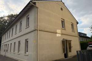 Vielseitiges Mehrgenerationenhaus mit zwei Küchen, zwei Bädern & Treppenlift in Solingen-Wald/Weyer – Die vollständige Adresse der Immobilie erhältst du vom Anbieter., 42719 Wald, Solingen – Vorschaubild 2
