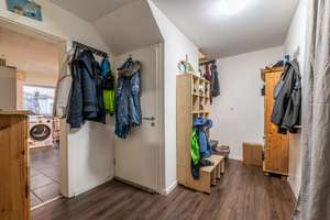 Einfamilienhaus mit Einliegerwohnung und großem Entwicklungspotenzial! Mein Haus = Mein Partner! – Die vollständige Adresse der Immobilie erhältst du vom Anbieter., 38462 Grafhorst – Vorschaubild 4