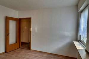 Teilweise renovierte 4,5-Zimmer-Eigentumswohnung mit Terrasse in ruhiger Wohnlage von Hagen-Eilpe – 58091 Eilpe, Hagen – Vorschaubild 18