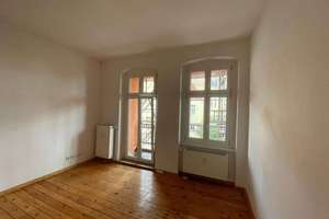 CHARMANTE 3-ZIMMER-ALTBAUWOHNUNG - IDEAL FÜR SINGLES/PÄRCHEN - FREI AB DEM 01.06 ! – Die vollständige Adresse der Immobilie erhältst du vom Anbieter., 12439 Niederschöneweide, Berlin – Vorschaubild 2