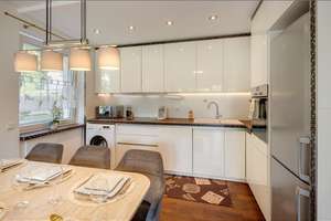 Möbliert:  Balkonwohnung mit Blick in den Gemeinschaftsgarten – Die vollständige Adresse der Immobilie erhältst du vom Anbieter., 81475 Fürstenried-West, München – Vorschaubild 7