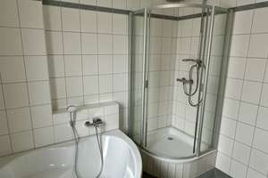 Schöne und geräumige Doppelhaushälfte im Regensburger Süden! – 93053 Oberisling-Graß, Regensburg – Vorschaubild 11