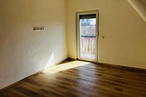Frisch modernisiertes 1-2 Fam.-Wohnhaus mit mehreren Hallen/Garagen im stadtnahen Grün, Nfl. 900m² – Die vollständige Adresse der Immobilie erhältst du vom Anbieter., 97437 Haßfurt – Vorschaubild 35