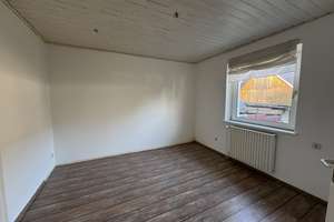 Ansprechendes und charmantes Einfamilienhaus mit Garage und kleinem Garten inmitten von Wölmersen! – Die vollständige Adresse der Immobilie erhältst du vom Anbieter., 57635 Wölmersen – Vorschaubild 11