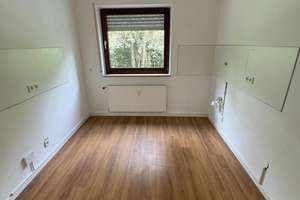 Niederschelden - Terrasse mit Süd-West-Lage – Maccostraße 79, 57080 Niederschelden, Siegen – Vorschaubild 4