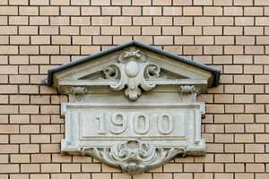 Denkmalgeschütztes Mehrfamilienhaus in Löbtau, substanzstark und vollständig saniert – Die vollständige Adresse der Immobilie erhältst du vom Anbieter., 1159 Löbtau-Nord, Dresden – Vorschaubild 2