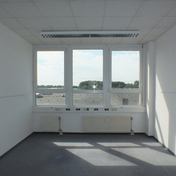 Moderne Büro- und Hallenflächen in Porz zu vermieten