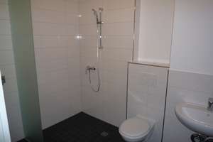 Wohnung ohne WBS – Forster Str. 3, 12627 Hellersdorf, Berlin – Vorschaubild 3