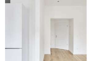 Zentrale 2-Zimmer Wohnung nach hochwertiger Sanierung mit Einbauküche und Waschmaschine – Engelbosteler Damm 79, 30167 Nordstadt, Hannover – Vorschaubild 7