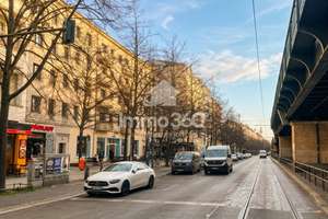 Bezugsfreie Altbauwohnung mit Loft-Charakter und Balkon – Die vollständige Adresse der Immobilie erhältst du vom Anbieter., 10437 Prenzlauer Berg, Berlin – Vorschaubild 9