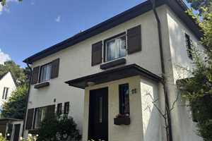 Charmantes Einfamilienhaus mit Gartenidylle in begehrter Lage in Kleinmachnow – Haeckelstraße 11, 14532 Potsdam-Mittelmark (Kreis) – Vorschaubild 1