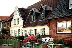 Ihr neues Zuhause - Reihenmittelhaus nebst 2 Reihengaragen