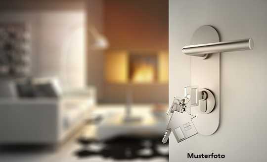 Großzügige Wohnung - provisionsfrei