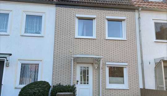 Bild von Mittelfeld: Klassisches, teilrenoviertes Reihenmittelhaus der 50-ziger Jahre in angenehmer Wohnlage!