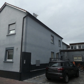 Ruhige Lage, sanierte Ausstattung – Mehrfamilienhaus mit Charme!