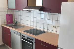 Modernisierte 2-Raum-Wohnung mit Einbauküche in Krefeld – Krefeld – Vorschaubild 1