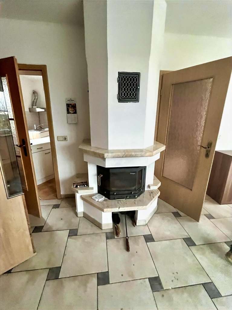 Immobilie in Uebigau-Wahrenbrück - Alleinlage  mit großem Grundstück - Bild 4