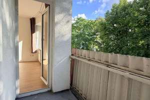 Südwest-Loggia mit Blick in begrünten Innenhof – 10789 Wilmersdorf, Berlin – Vorschaubild 12
