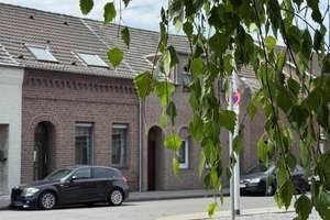 Ortskernrandlage - Uriges Einfamilienhaus mit Garten und 2 Garagen - – Die vollständige Adresse der Immobilie erhältst du vom Anbieter., 41334 Nettetal – Vorschaubild 1